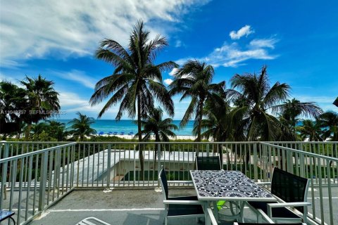 Copropriété à vendre à Miami Beach, Floride: 1 chambre, 32.05 m2 № 1999632 - photo 2