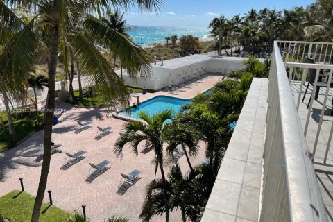 Copropriété à vendre à Miami Beach, Floride: 1 chambre, 32.05 m2 № 1999632 - photo 4