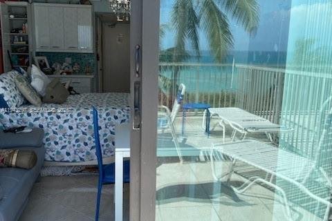 Copropriété à vendre à Miami Beach, Floride: 1 chambre, 32.05 m2 № 1999632 - photo 22