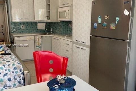 Copropriété à vendre à Miami Beach, Floride: 1 chambre, 32.05 m2 № 1999632 - photo 26