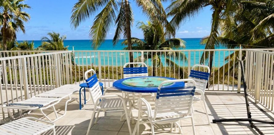 Condo à Miami Beach, Floride, 1 chambre  № 1999632