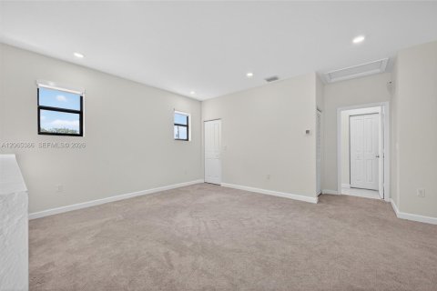 Touwnhouse à louer à Dania Beach, Floride: 3 chambres, 176.14 m2 № 2278609 - photo 8