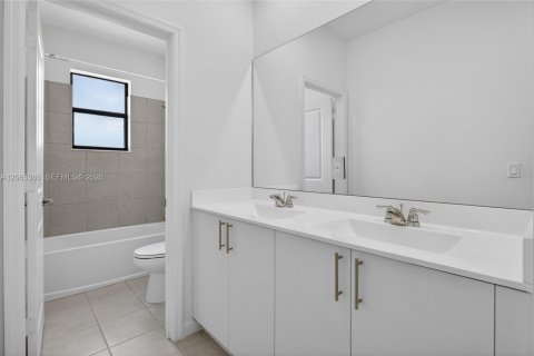 Touwnhouse à louer à Dania Beach, Floride: 3 chambres, 176.14 m2 № 2278609 - photo 9