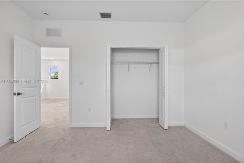 Touwnhouse à louer à Dania Beach, Floride: 3 chambres, 176.14 m2 № 2278609 - photo 13