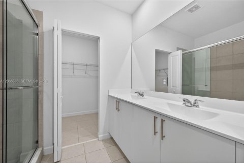Touwnhouse à louer à Dania Beach, Floride: 3 chambres, 176.14 m2 № 2278609 - photo 7