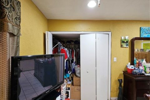 Villa ou maison à vendre à Kissimmee, Floride: 3 chambres, 109.07 m2 № 1788195 - photo 25
