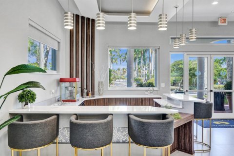 Touwnhouse à louer à Pembroke Pines, Floride: 3 chambres, 160.35 m2 № 2384915 - photo 22