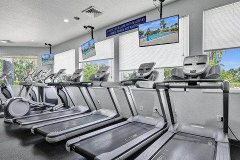 Touwnhouse à louer à Pembroke Pines, Floride: 3 chambres, 160.35 m2 № 2384915 - photo 26