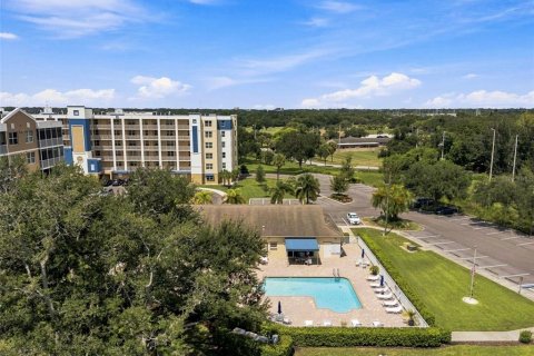Condo in Largo, Florida, 2 bedrooms  № 2334181 - photo 20