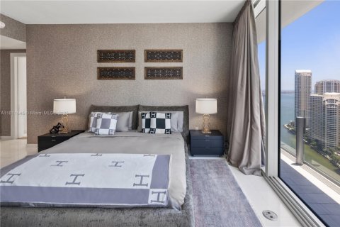 Снять в аренду кондоминиум в Майами, Флорида 4 спальни, 328.5м2, № 1959857 - фото 18