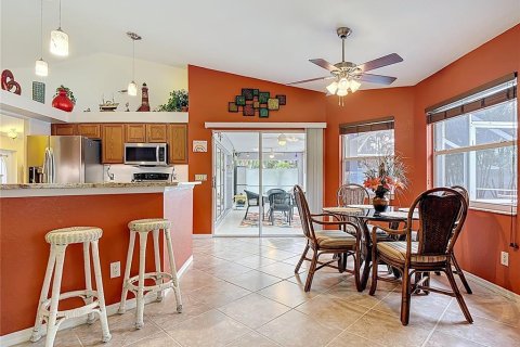 House in Cape Coral, Florida 3 bedrooms, 177.81 sq.m. № 1835147 - photo 21
