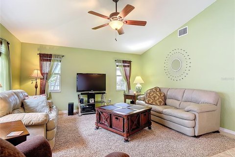 House in Cape Coral, Florida 3 bedrooms, 177.81 sq.m. № 1835147 - photo 23