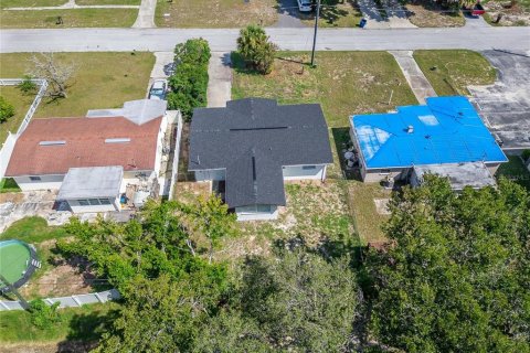 House in New Port Richey, Florida 3 bedrooms, 104.98 sq.m. № 1901952 - photo 7