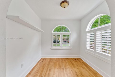 Casa en venta en Coral Gables, Florida, 3 dormitorios, 123.93 m2 № 2172645 - foto 9