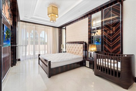 Condominio en venta en Miami Beach, Florida, 6 dormitorios, 484.67 m2 № 1806374 - foto 23