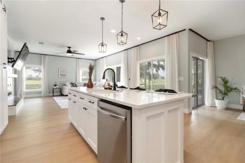 House in Palmetto, Florida 4 bedrooms, 204.76 sq.m. № 1767960 - photo 13