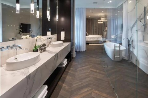 Casa en venta en Winter Park, Florida, 5 dormitorios, 465.07 m2 № 1989433 - foto 12