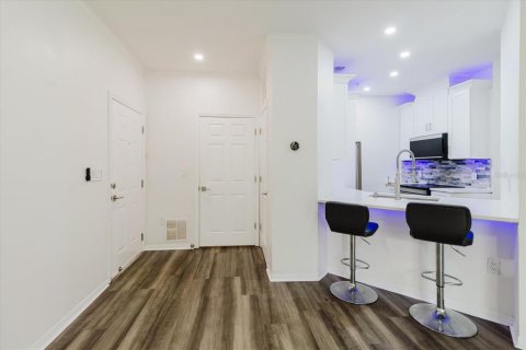 Condo in Tampa, Florida, 1 bedroom  № 2091705 - photo 19