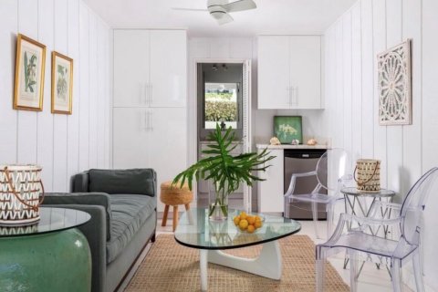 Condo in Palm Beach, Florida, 2 bedrooms № 2087676 - photo 19