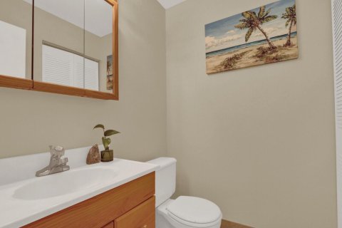Copropriété à vendre à West Palm Beach, Floride: 2 chambres, 91.6 m2 № 2182879 - photo 29