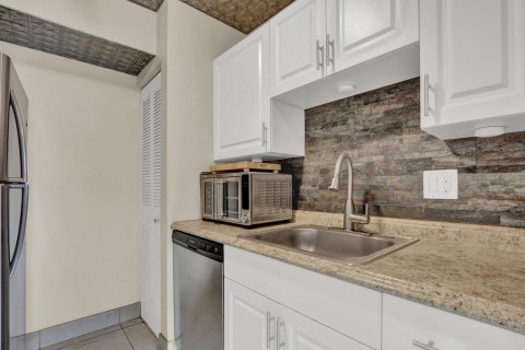 Copropriété à vendre à West Palm Beach, Floride: 2 chambres, 91.6 m2 № 2182879 - photo 20