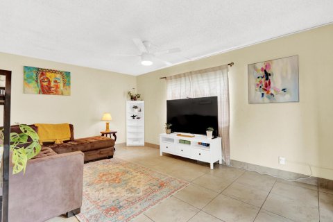 Copropriété à vendre à West Palm Beach, Floride: 2 chambres, 91.6 m2 № 2182879 - photo 12
