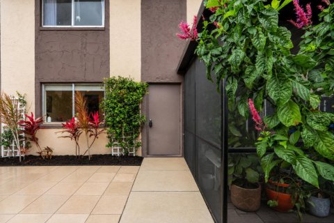 Copropriété à vendre à West Palm Beach, Floride: 2 chambres, 91.6 m2 № 2182879 - photo 3