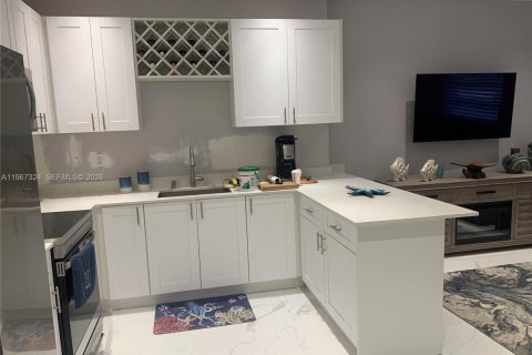 Снять в аренду виллу или дом в Ки-Ларго, Флорида 1 спальня, 55.74м2, № 2028588 - фото 2