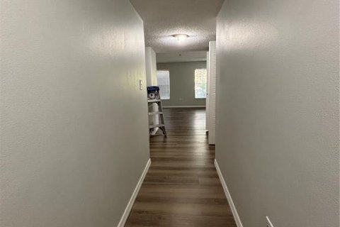 Condo in Palm Harbor, Florida, 3 bedrooms  № 1432466 - photo 4