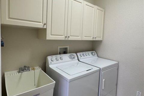 House in Wimauma, Florida 2 bedrooms, 138.05 sq.m. № 1849677 - photo 15