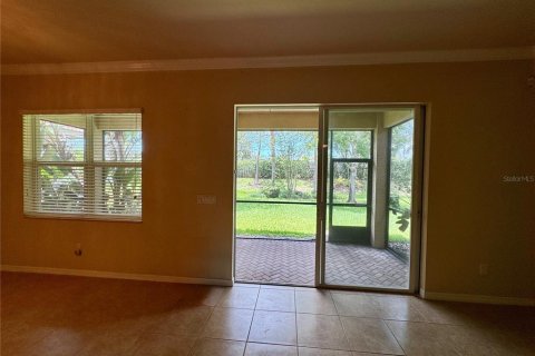 House in Wimauma, Florida 2 bedrooms, 138.05 sq.m. № 1849677 - photo 8