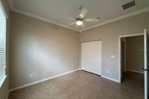 House in Wimauma, Florida 2 bedrooms, 138.05 sq.m. № 1849677 - photo 11