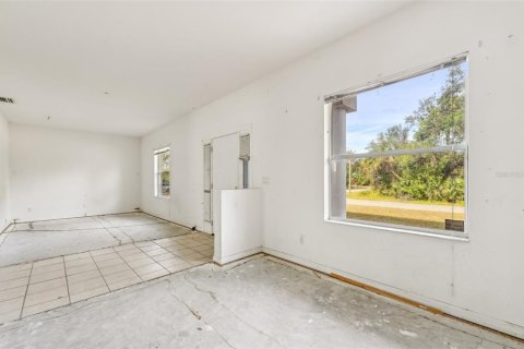 Villa ou maison à vendre à North Port, Floride: 3 chambres, 187.66 m2 № 1912709 - photo 8