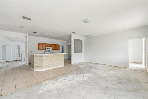 Villa ou maison à vendre à North Port, Floride: 3 chambres, 187.66 m2 № 1912709 - photo 14