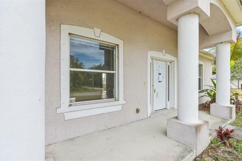 Villa ou maison à vendre à North Port, Floride: 3 chambres, 187.66 m2 № 1912709 - photo 3