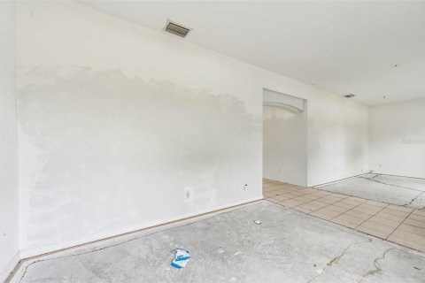 Villa ou maison à vendre à North Port, Floride: 3 chambres, 187.66 m2 № 1912709 - photo 7