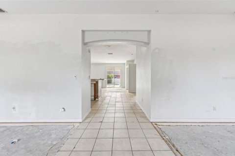 Villa ou maison à vendre à North Port, Floride: 3 chambres, 187.66 m2 № 1912709 - photo 4