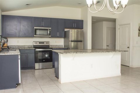 Casa en venta en Kissimmee, Florida, 3 dormitorios, 143.16 m2 № 2322593 - foto 15