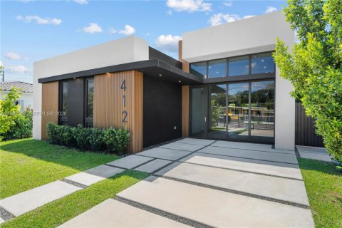 Villa ou maison à vendre à Miami, Floride: 5 chambres, 229.65 m2 № 2154963 - photo 7