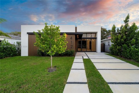 Villa ou maison à vendre à Miami, Floride: 5 chambres, 229.65 m2 № 2154963 - photo 5