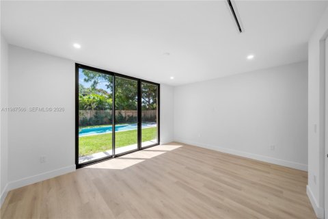 Villa ou maison à vendre à Miami, Floride: 5 chambres, 229.65 m2 № 2154963 - photo 21