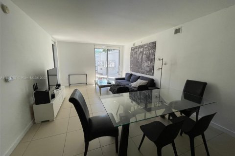 Copropriété à vendre à Miami, Floride: 2 chambres, 84.26 m2 № 1689004 - photo 14