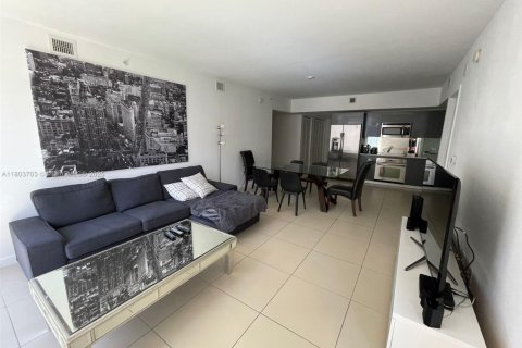 Copropriété à vendre à Miami, Floride: 2 chambres, 84.26 m2 № 1689004 - photo 17