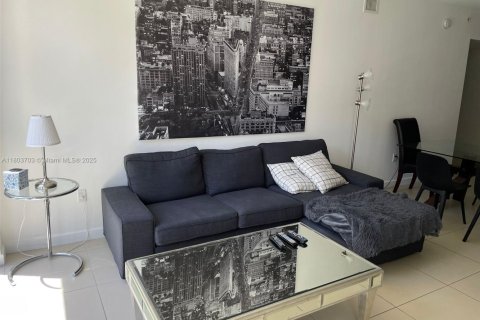 Copropriété à vendre à Miami, Floride: 2 chambres, 84.26 m2 № 1689004 - photo 18