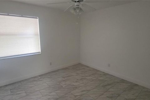 Copropriété à louer à Deltona, Floride: 2 chambres, 83.33 m2 № 2111885 - photo 19