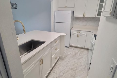 Copropriété à louer à Deltona, Floride: 2 chambres, 83.33 m2 № 2111885 - photo 13