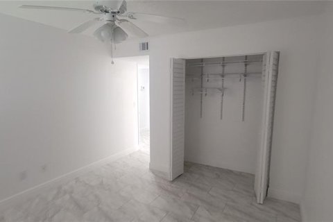 Copropriété à louer à Deltona, Floride: 2 chambres, 83.33 m2 № 2111885 - photo 17