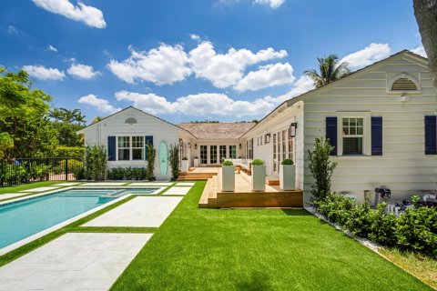 House in Delray Beach, Florida 4 bedrooms, 288 sq.m. № 2170088 - photo 26