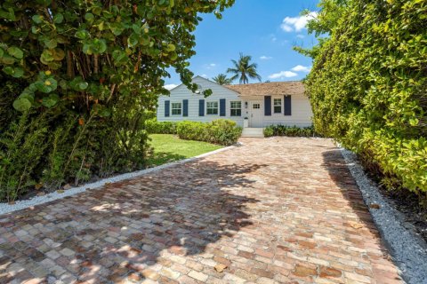 House in Delray Beach, Florida 4 bedrooms, 288 sq.m. № 2170088 - photo 6