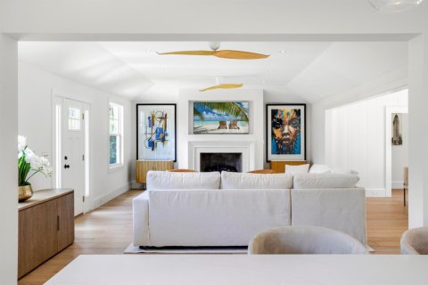 House in Delray Beach, Florida 4 bedrooms, 288 sq.m. № 2170088 - photo 7